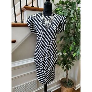Vintage T&T Black & White Polyester Short Sleeve Round Neck Knee Length Dress 10